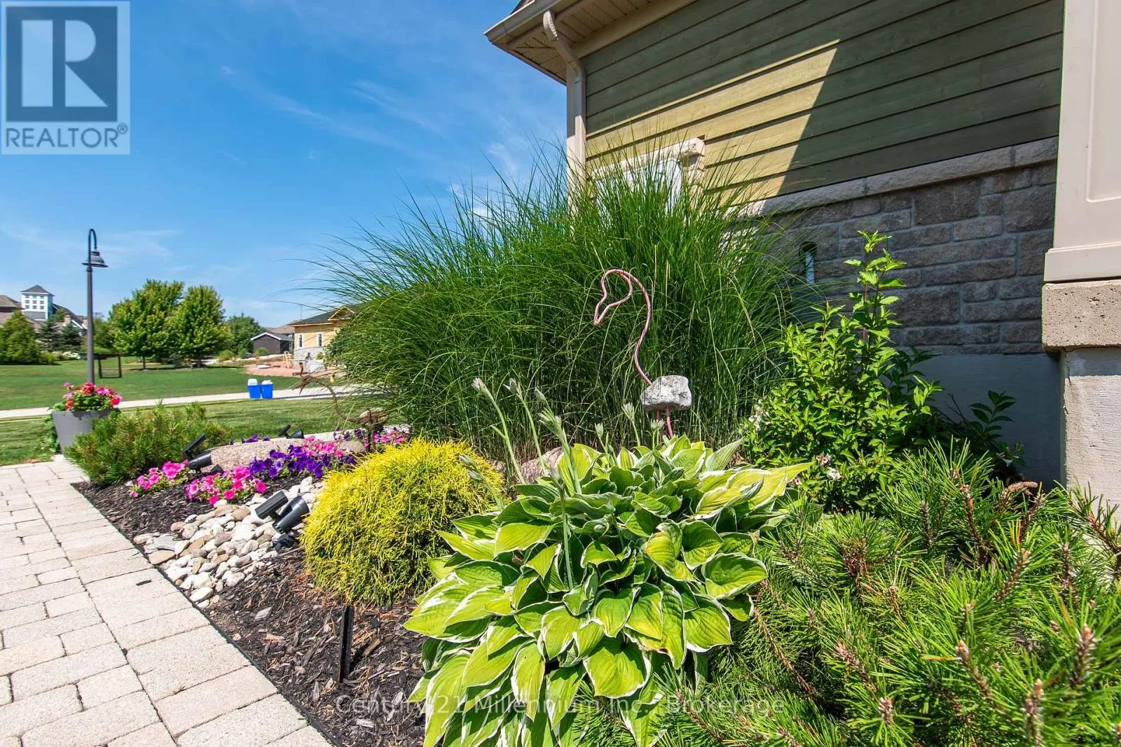 301 TELFORD TRAIL