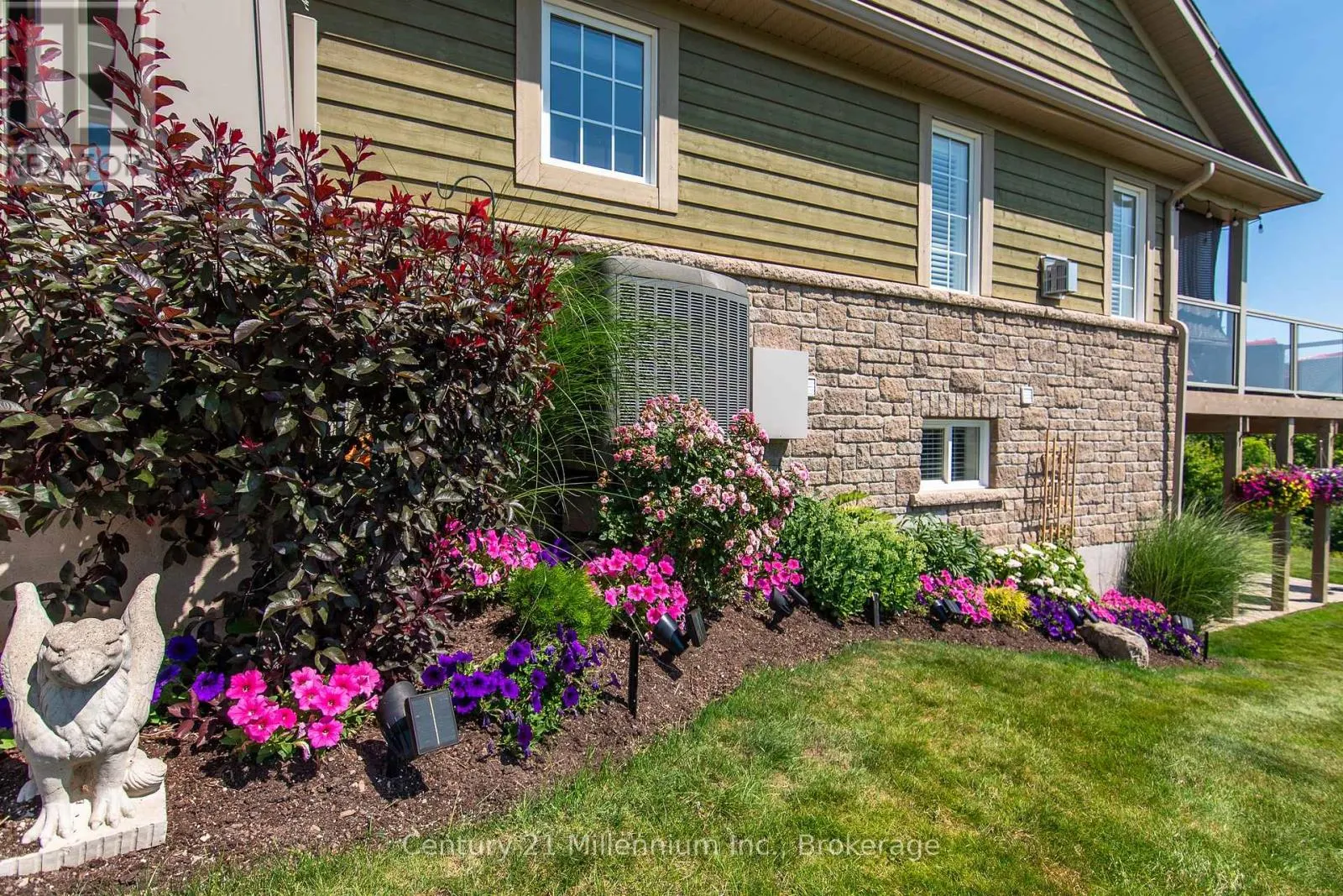 301 TELFORD TRAIL