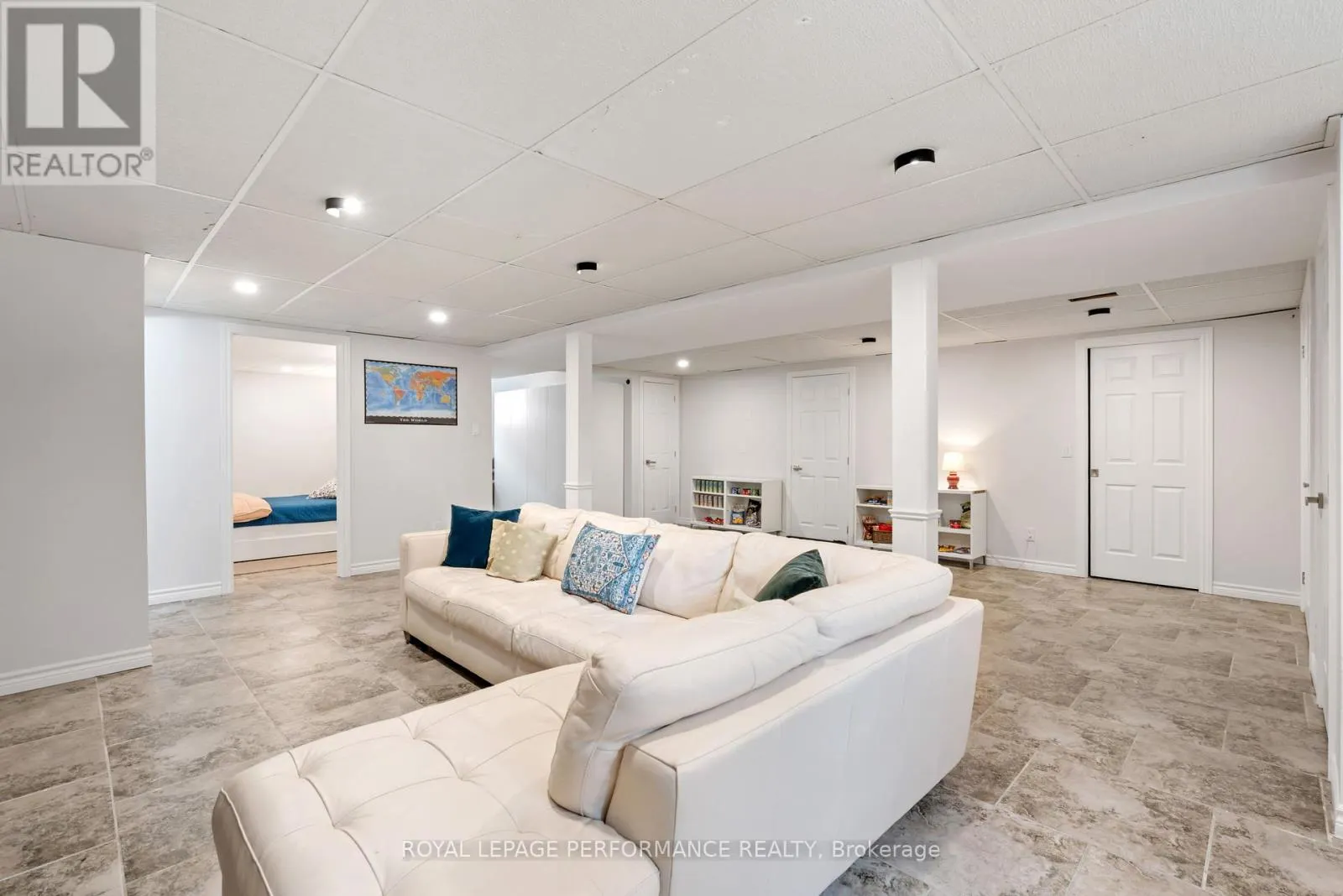 6263 MACDONALD COURT
