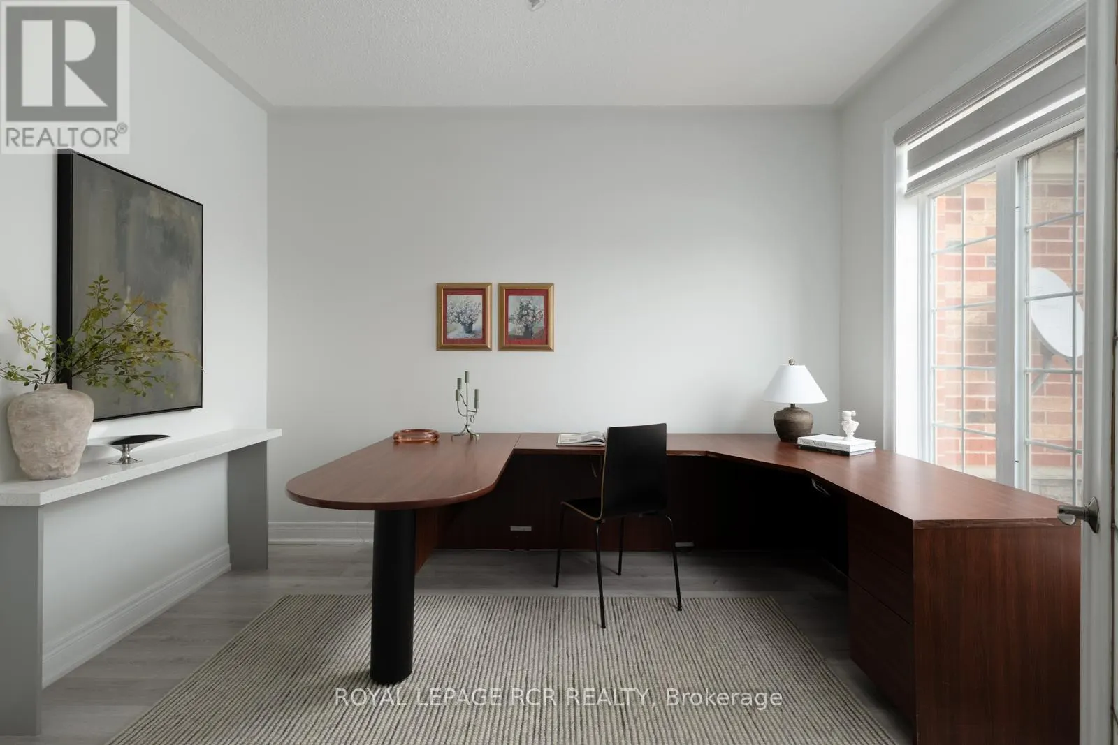 18 LEENDERS LANE