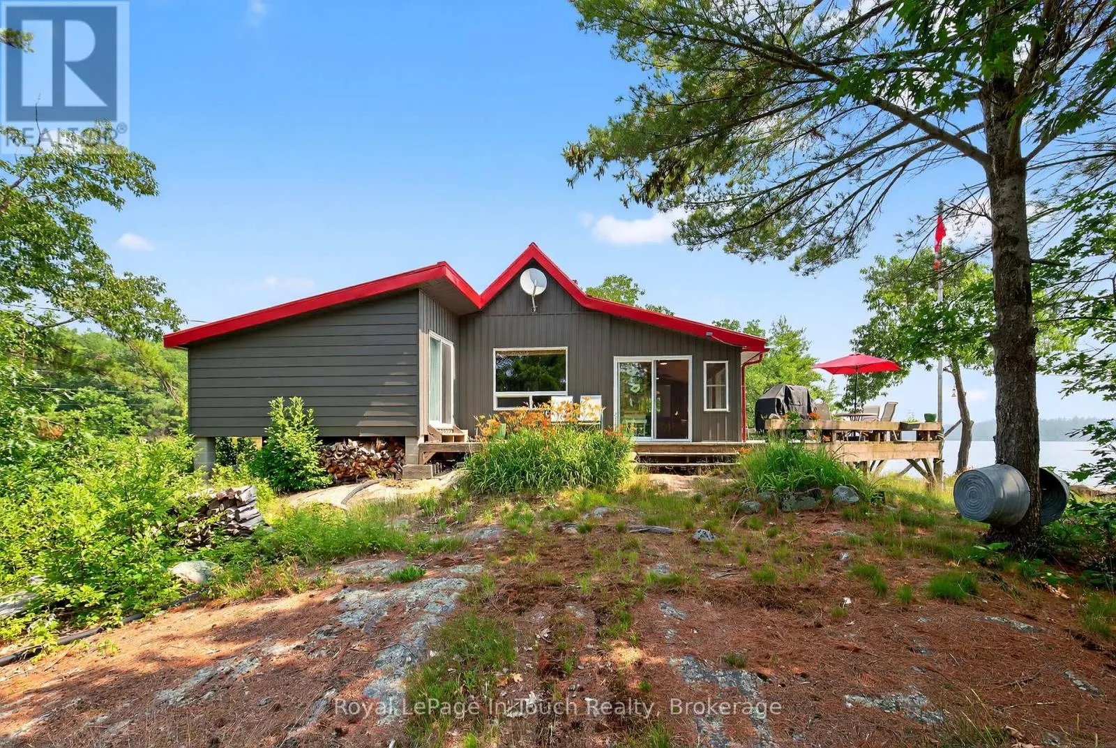 34 B320 SANS SOUCI ISLAND