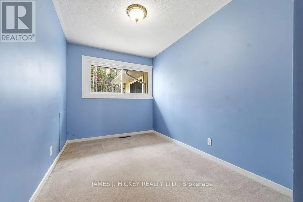 96 GLENDALE AVENUE