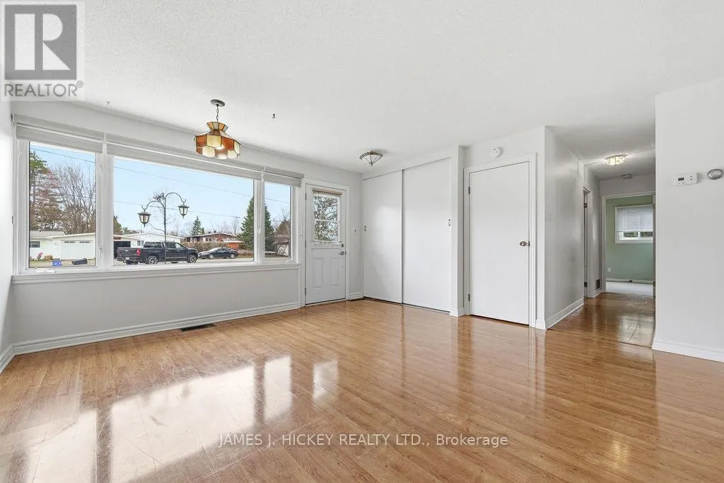 96 GLENDALE AVENUE
