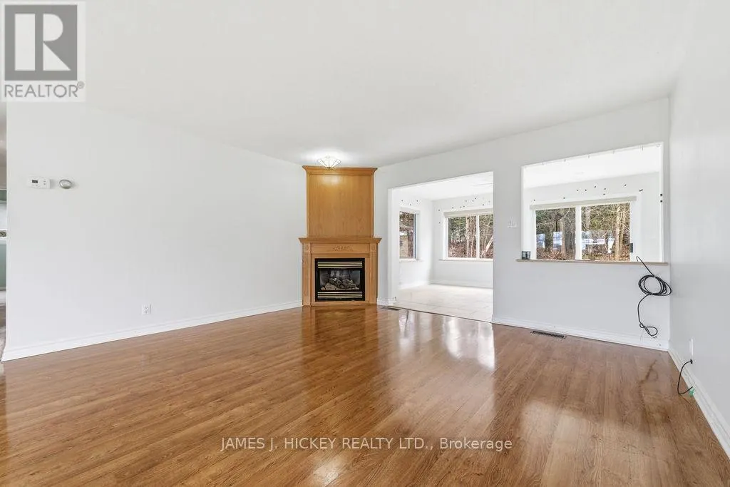 96 GLENDALE AVENUE