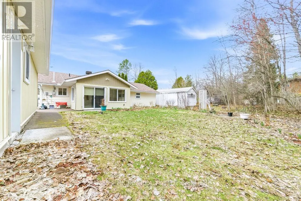 96 GLENDALE AVENUE