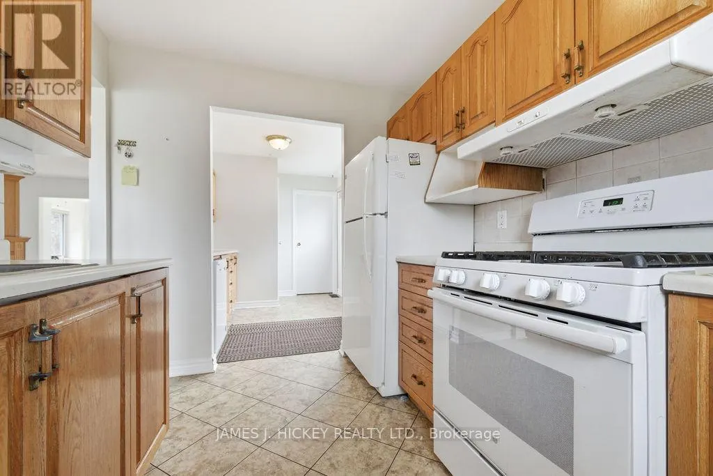 96 GLENDALE AVENUE
