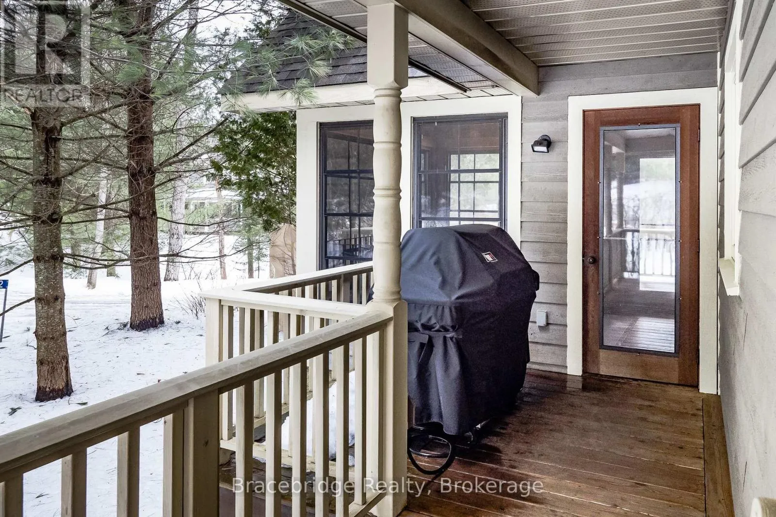 CARLING 10 W3 - 3876 MUSKOKA RD 118 HIGHWAY W