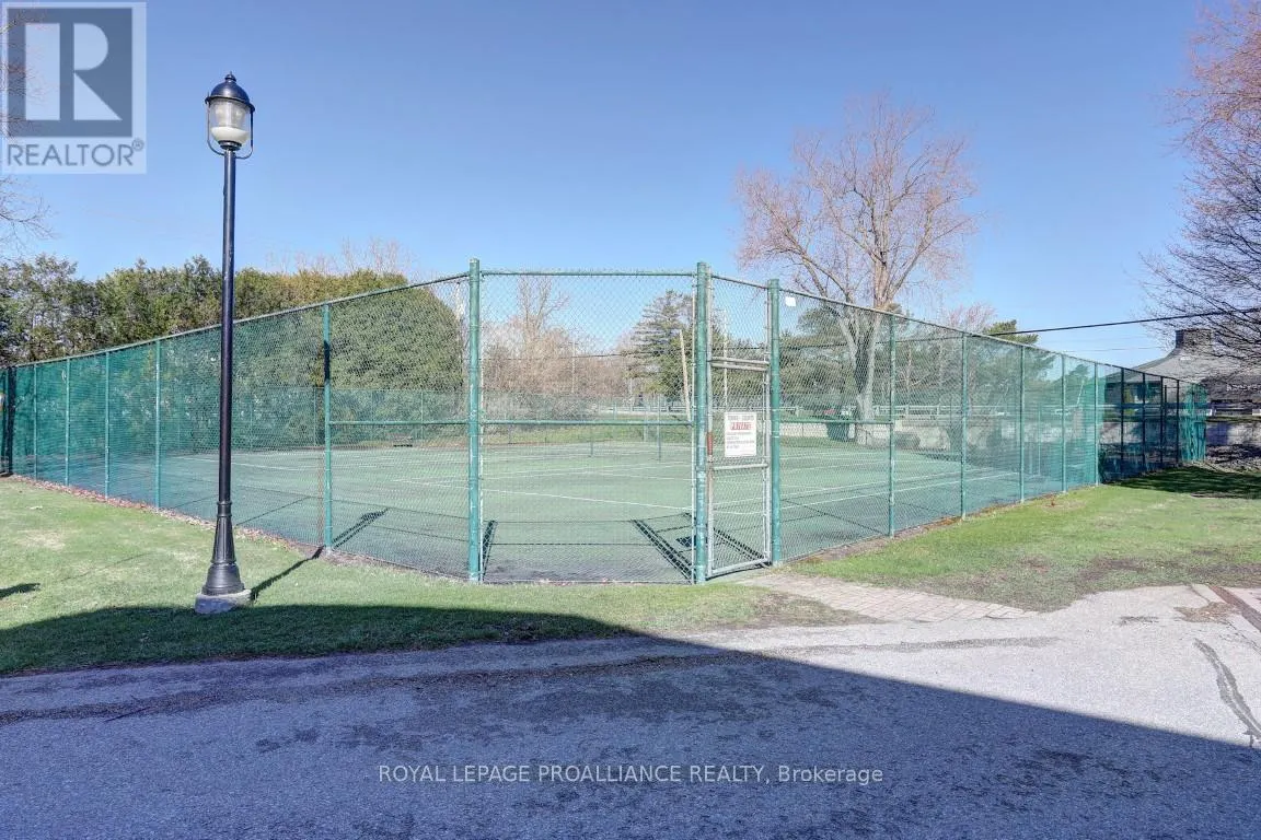 39 COUNTRY CLUB PLACE