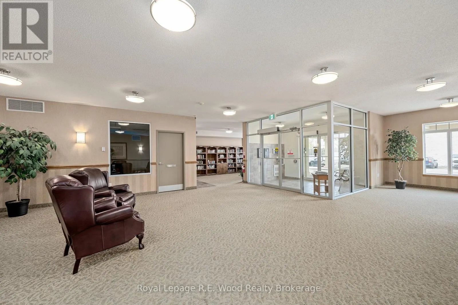 205 - 80 BRIDGE STREET E #205