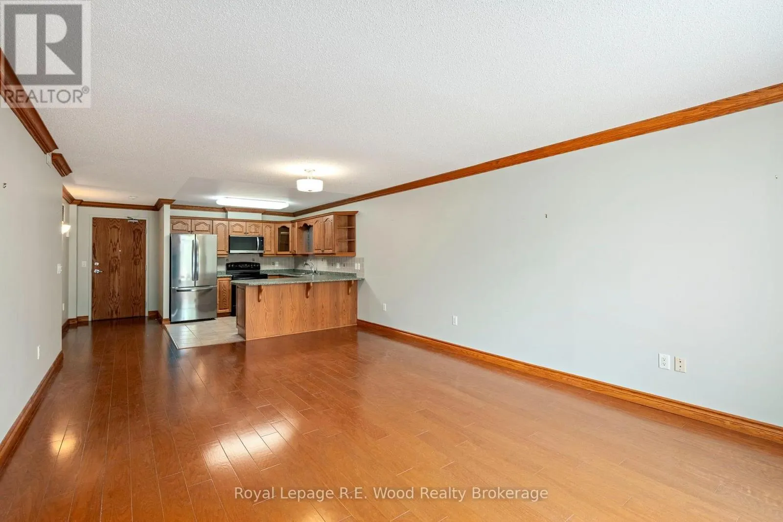 205 - 80 BRIDGE STREET E #205