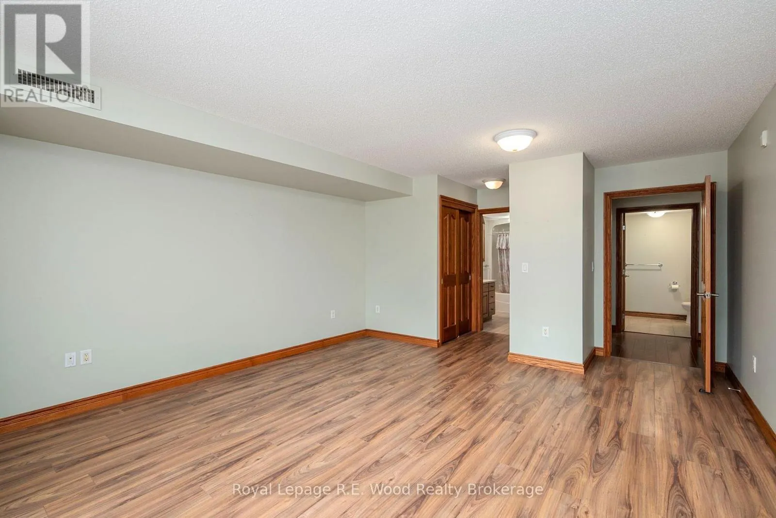 205 - 80 BRIDGE STREET E #205