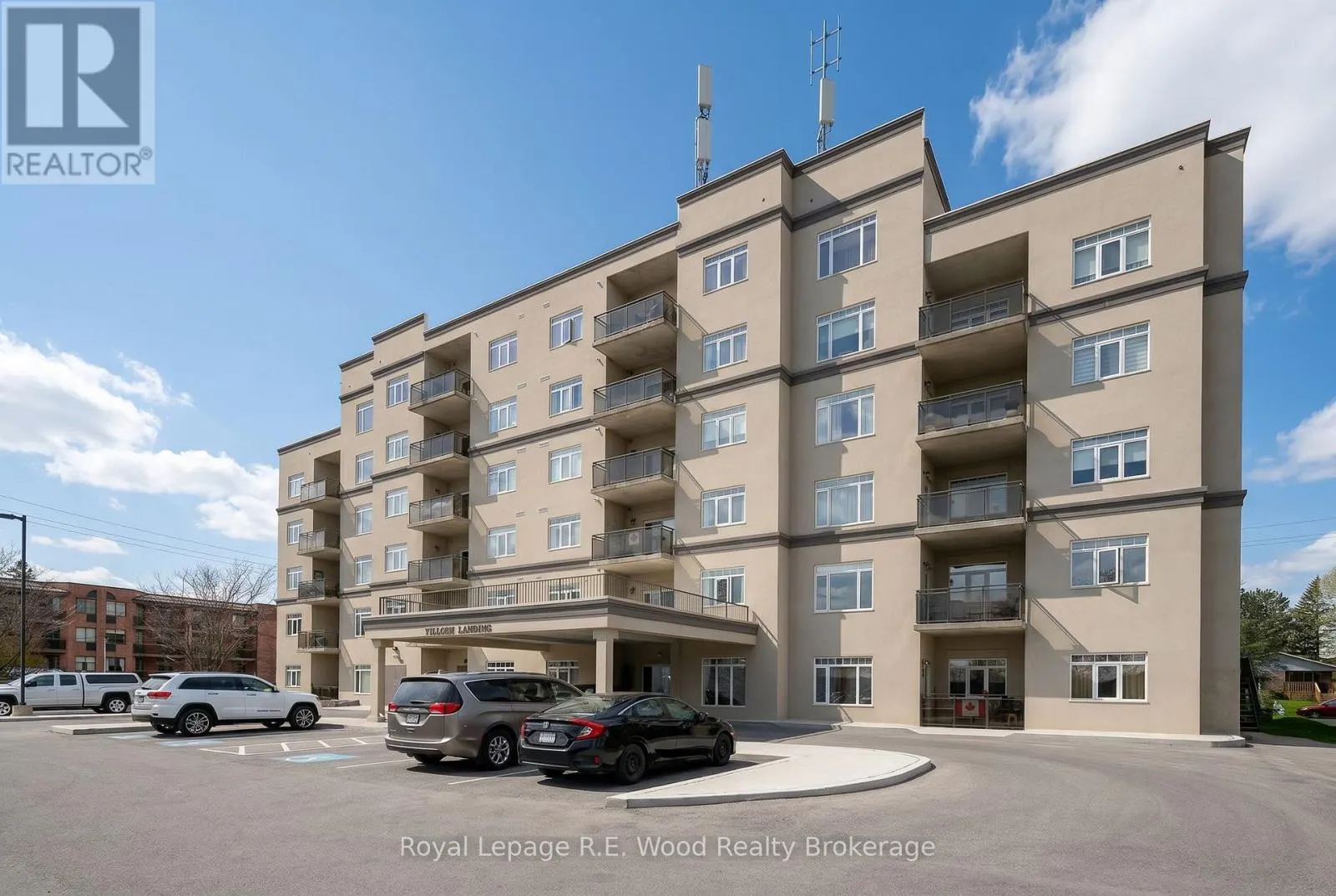 205 - 80 BRIDGE STREET E #205