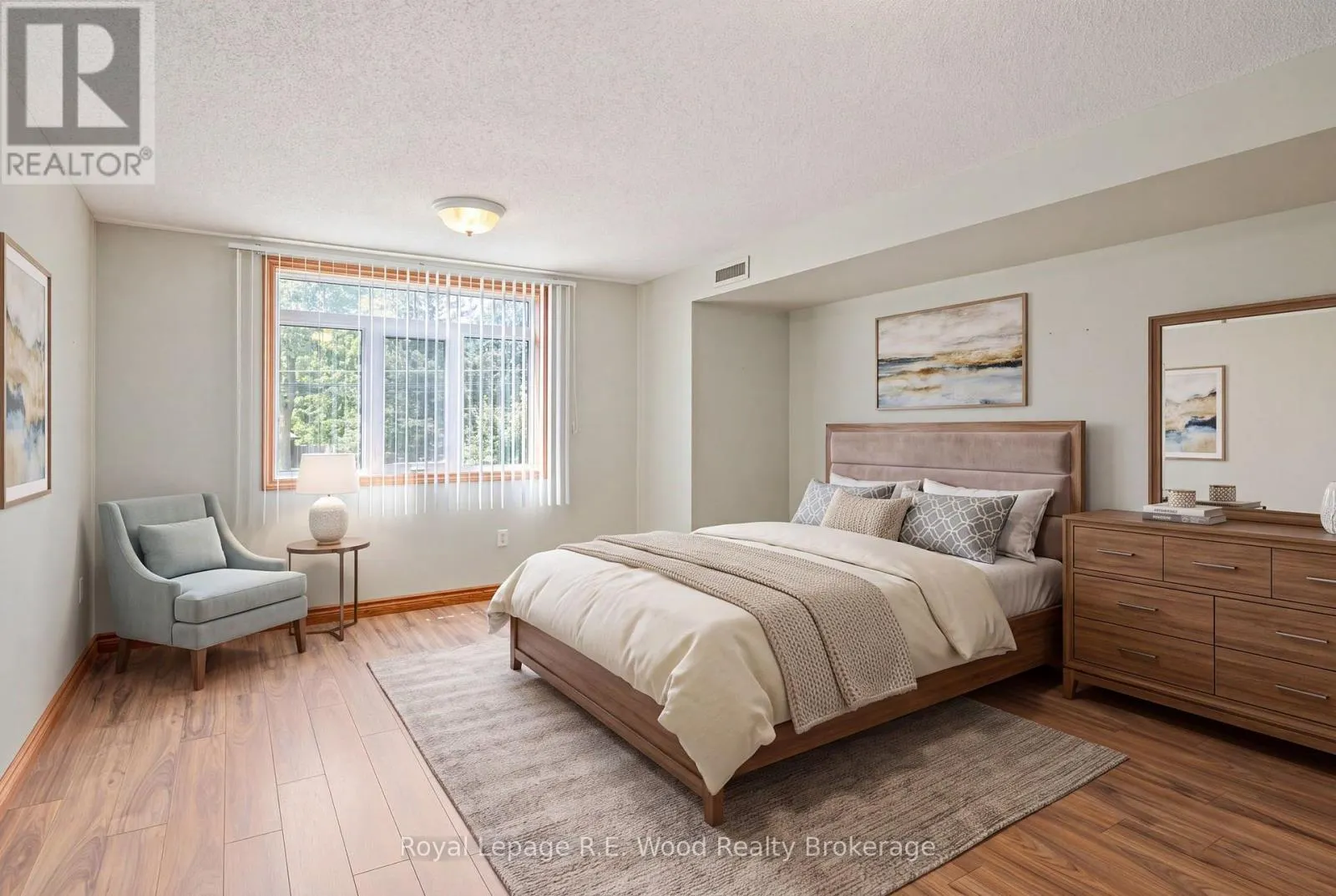 205 - 80 BRIDGE STREET E #205