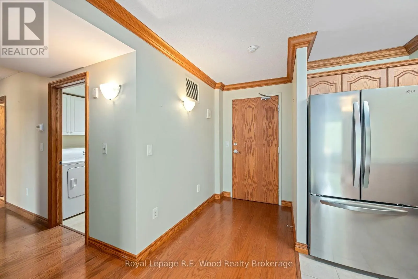 205 - 80 BRIDGE STREET E #205