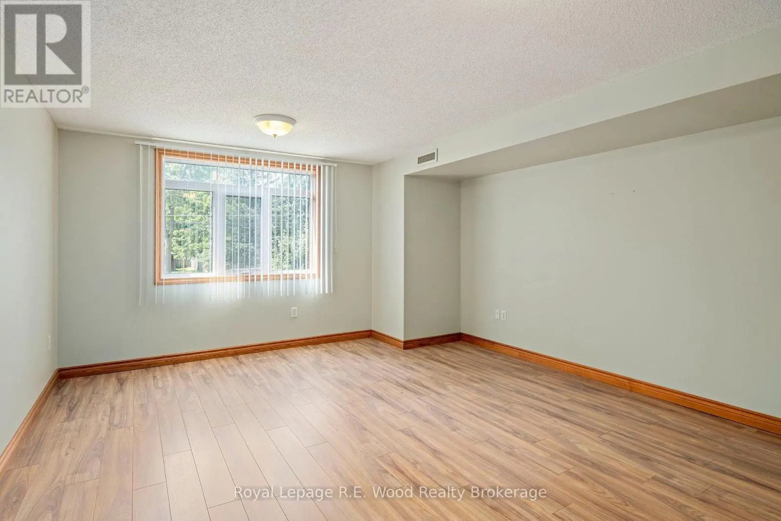 205 - 80 BRIDGE STREET E #205