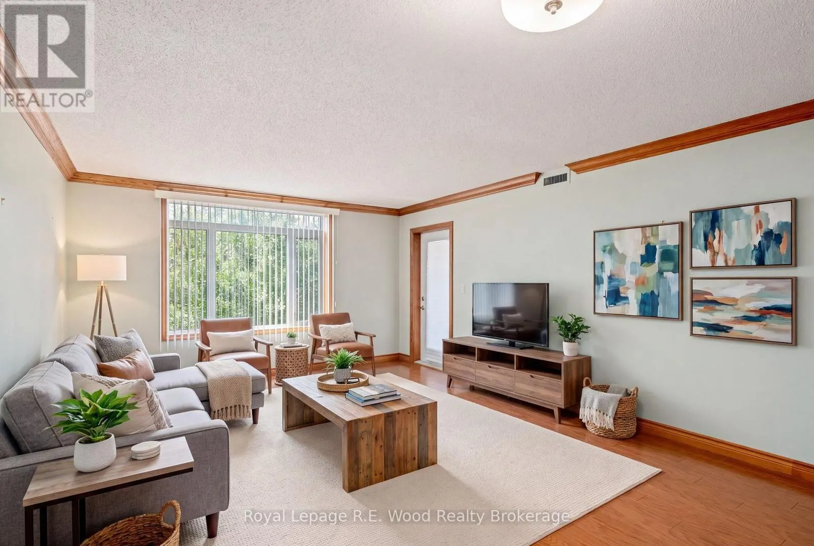 205 - 80 BRIDGE STREET E #205