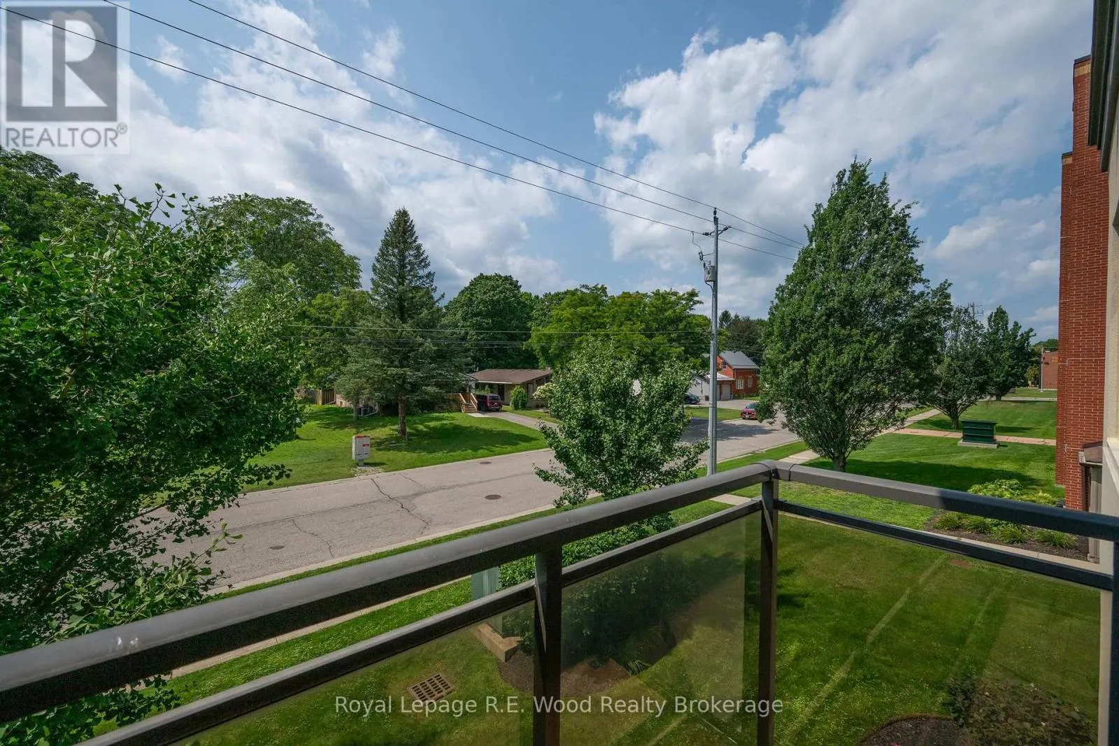 205 - 80 BRIDGE STREET E #205