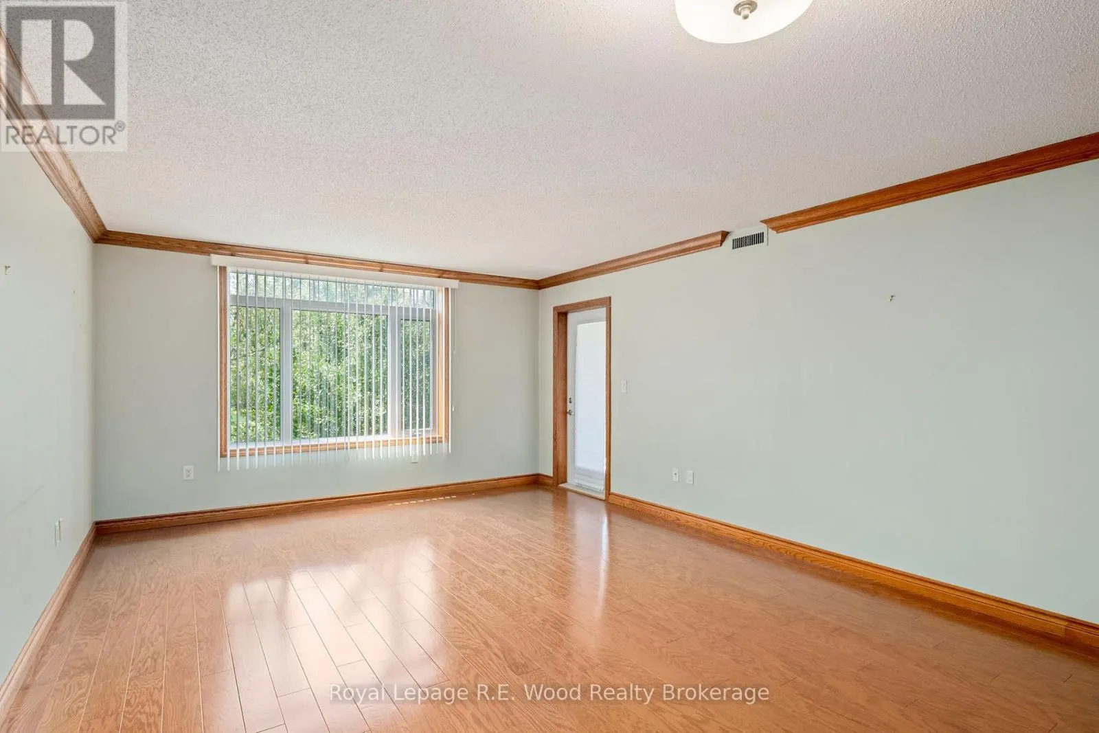 205 - 80 BRIDGE STREET E #205