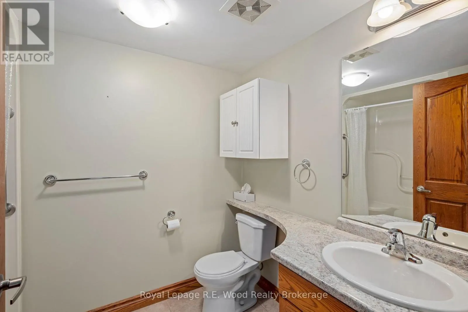 205 - 80 BRIDGE STREET E #205