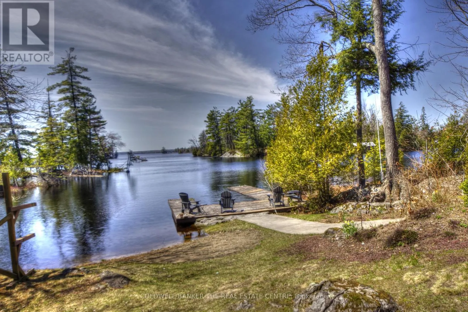 16 EVERGREEN WAY