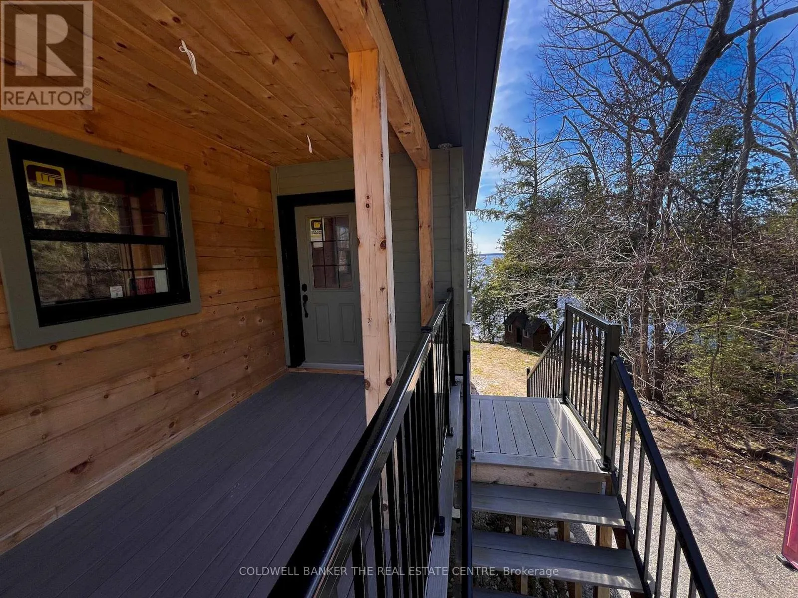 16 EVERGREEN WAY
