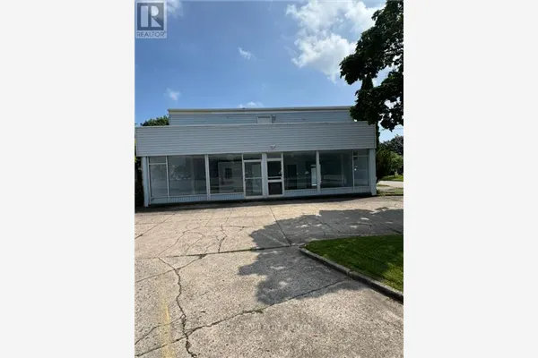 279 NIAGARA STREET