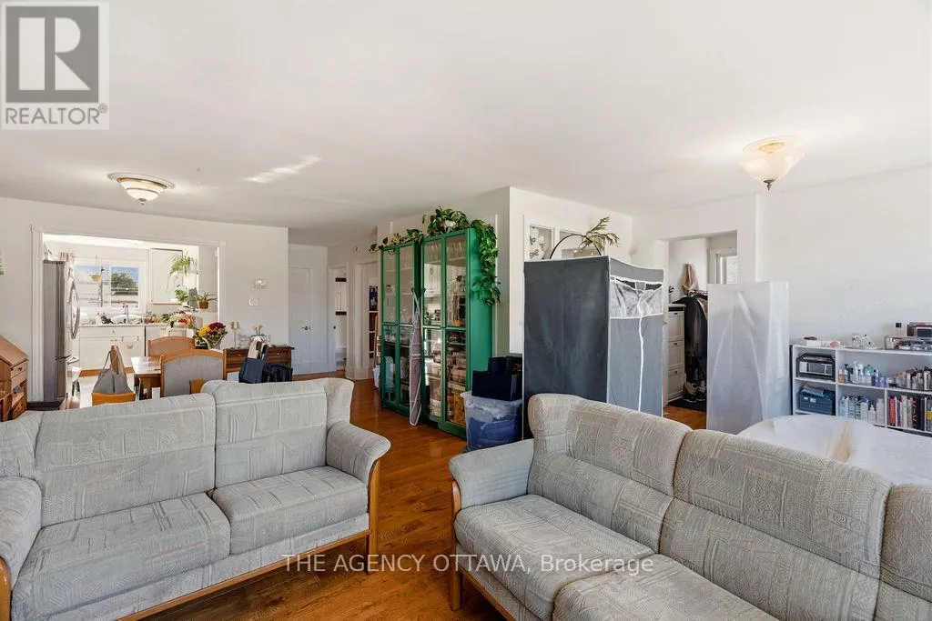 1310 WOODWARD AVENUE