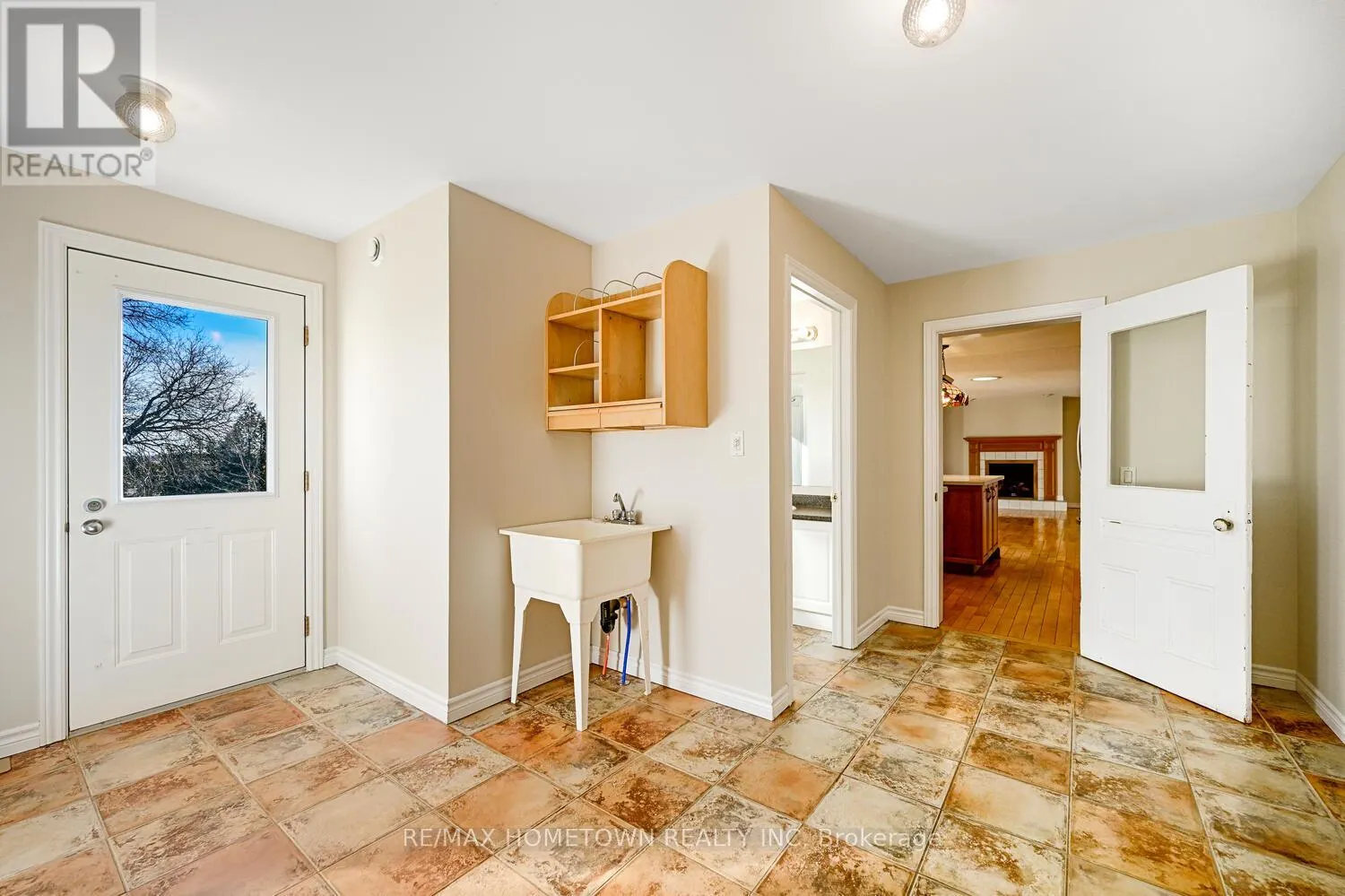 3583 CARMAN ROAD