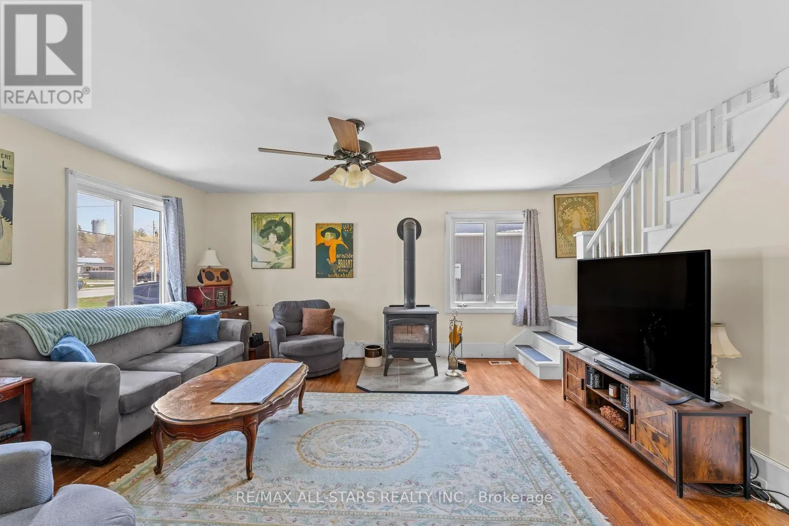 39 FRANCIS STREET W