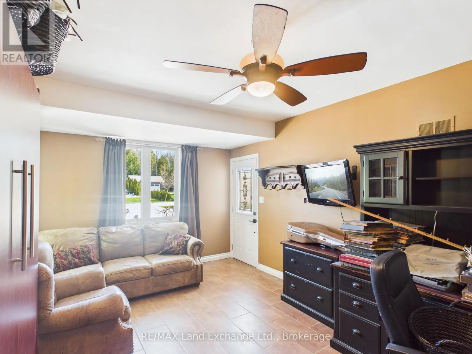 15 NORTH CEDAR LANE