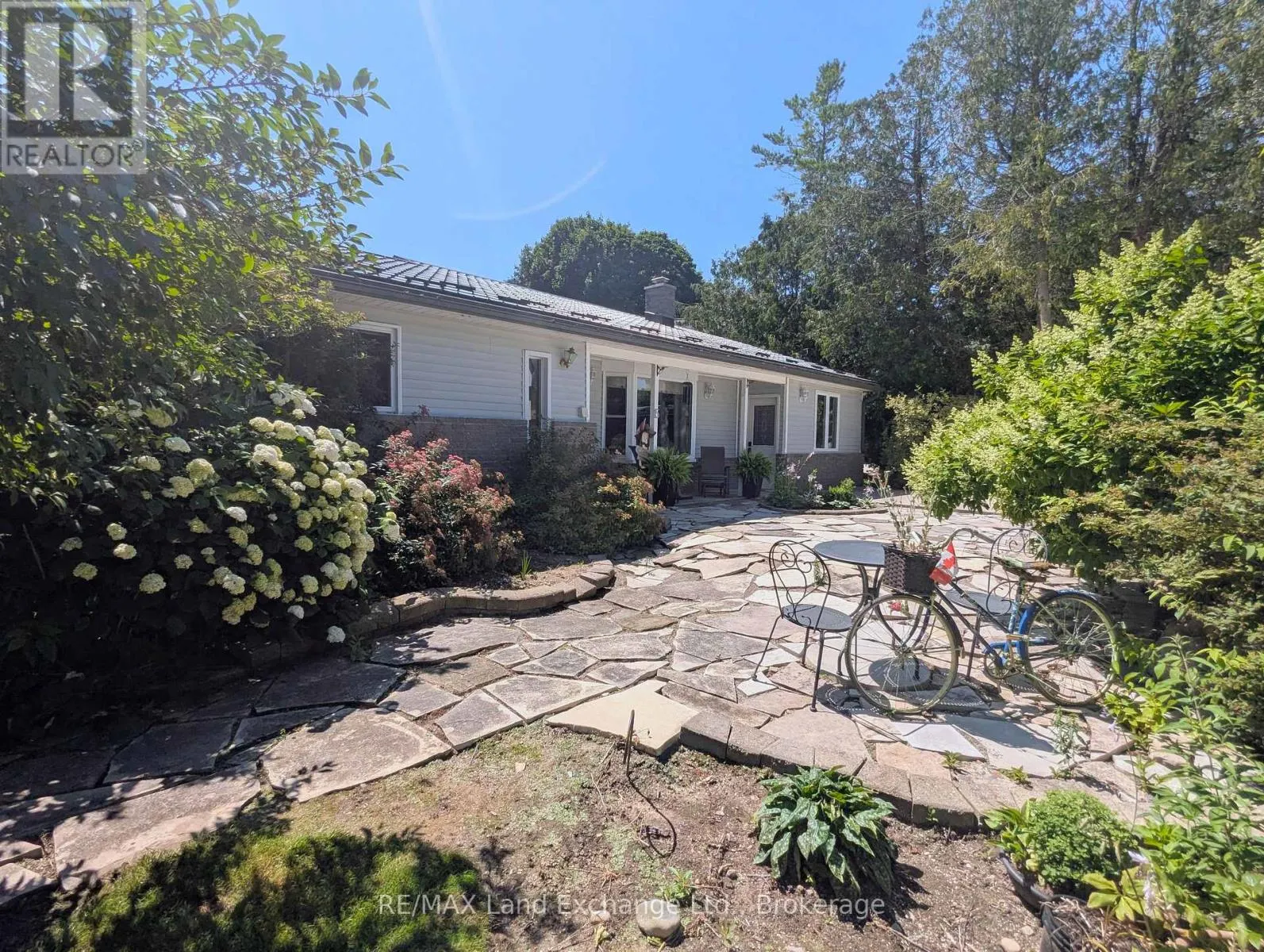 15 NORTH CEDAR LANE