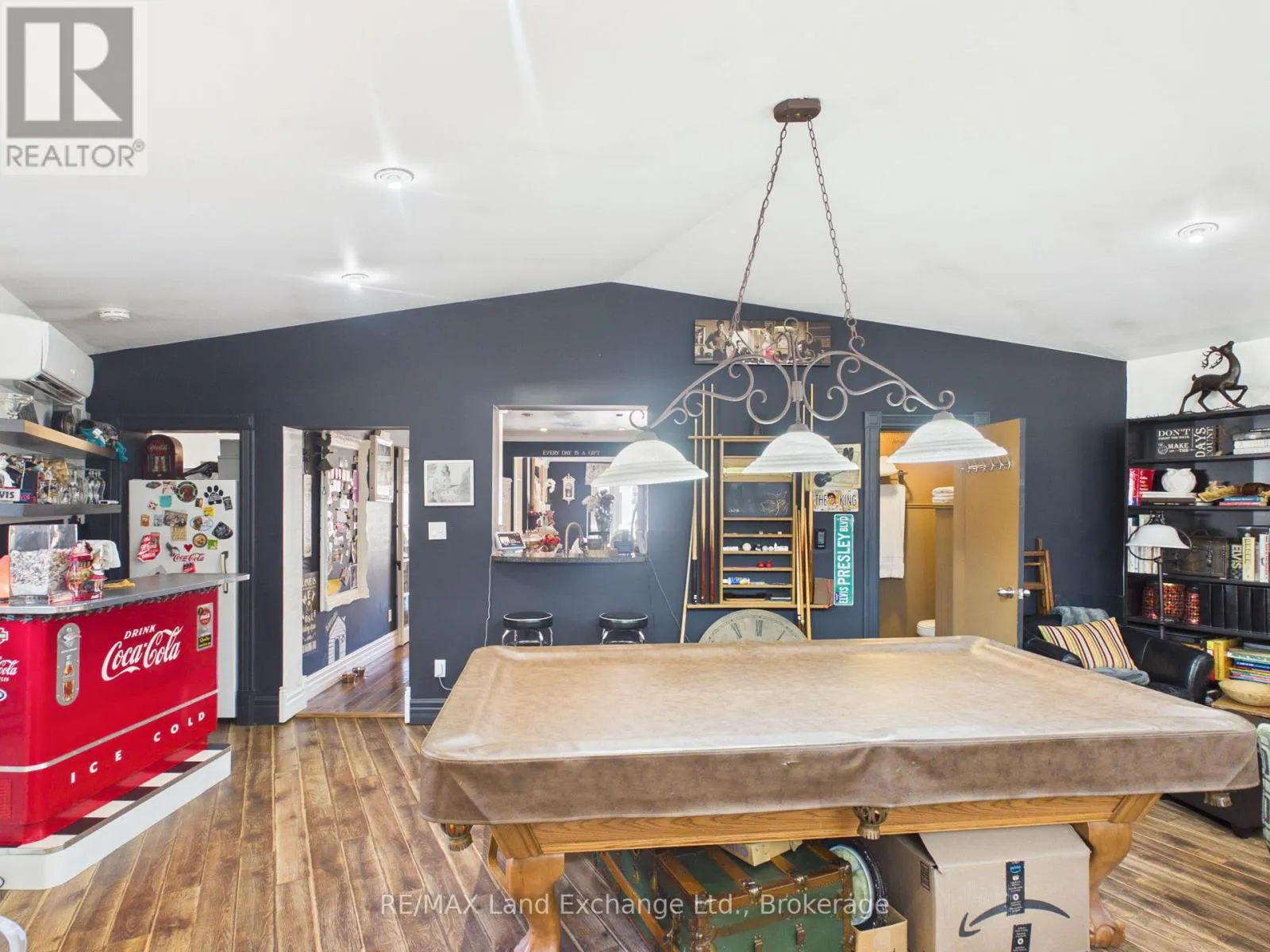 15 NORTH CEDAR LANE