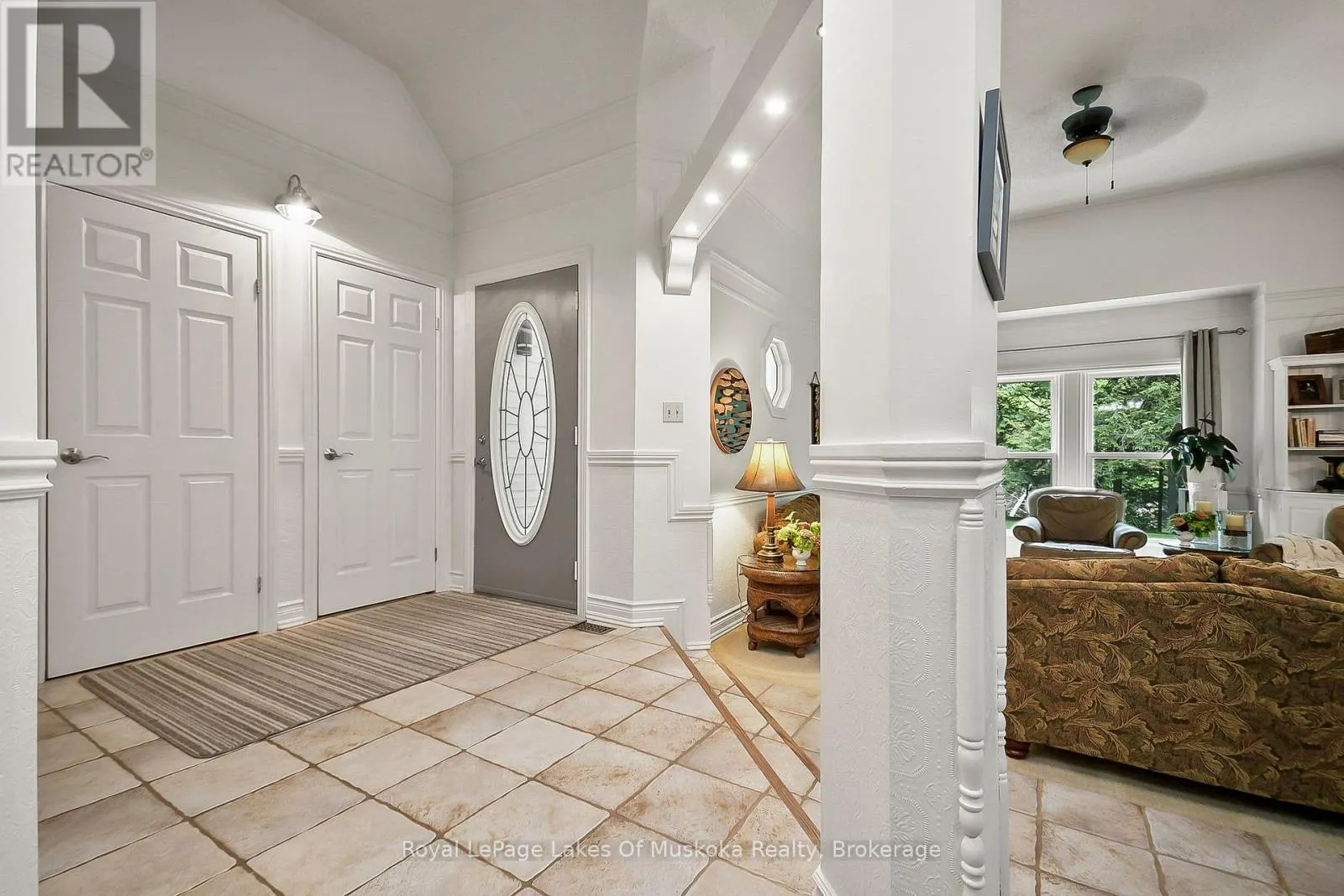 103 SOUTHBANK DRIVE