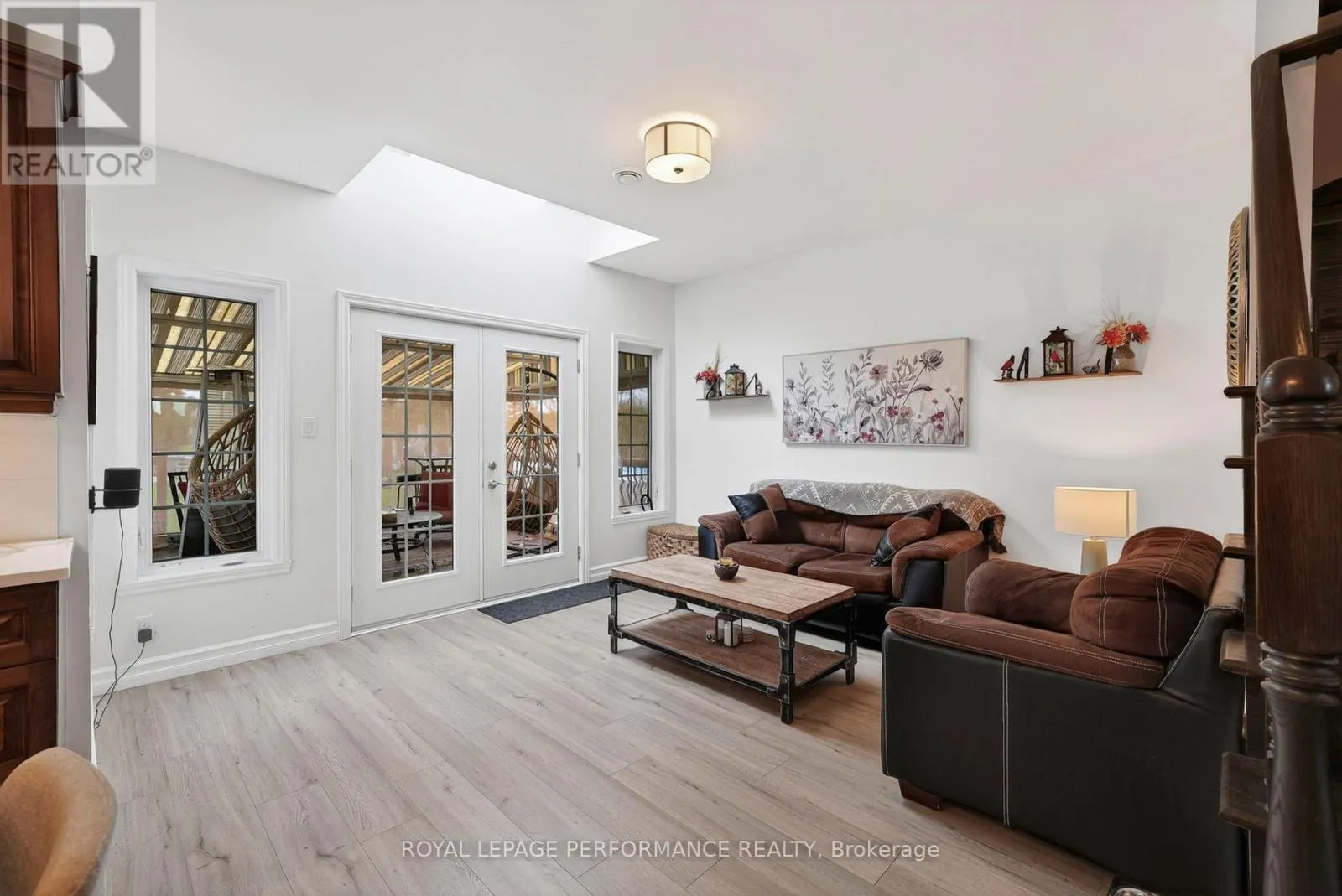 6218 SHANNON LANE