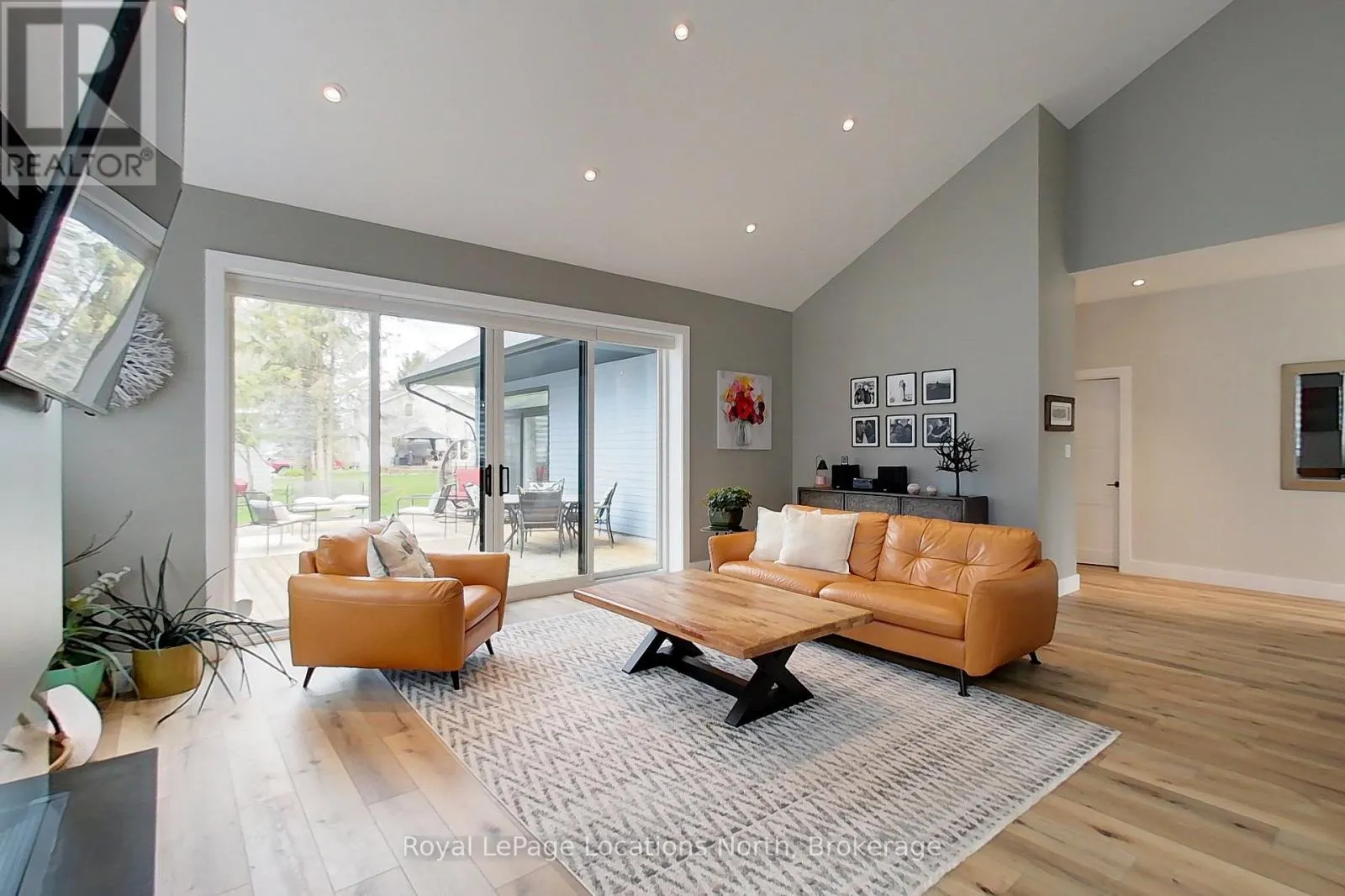 30 GORDON CRESCENT