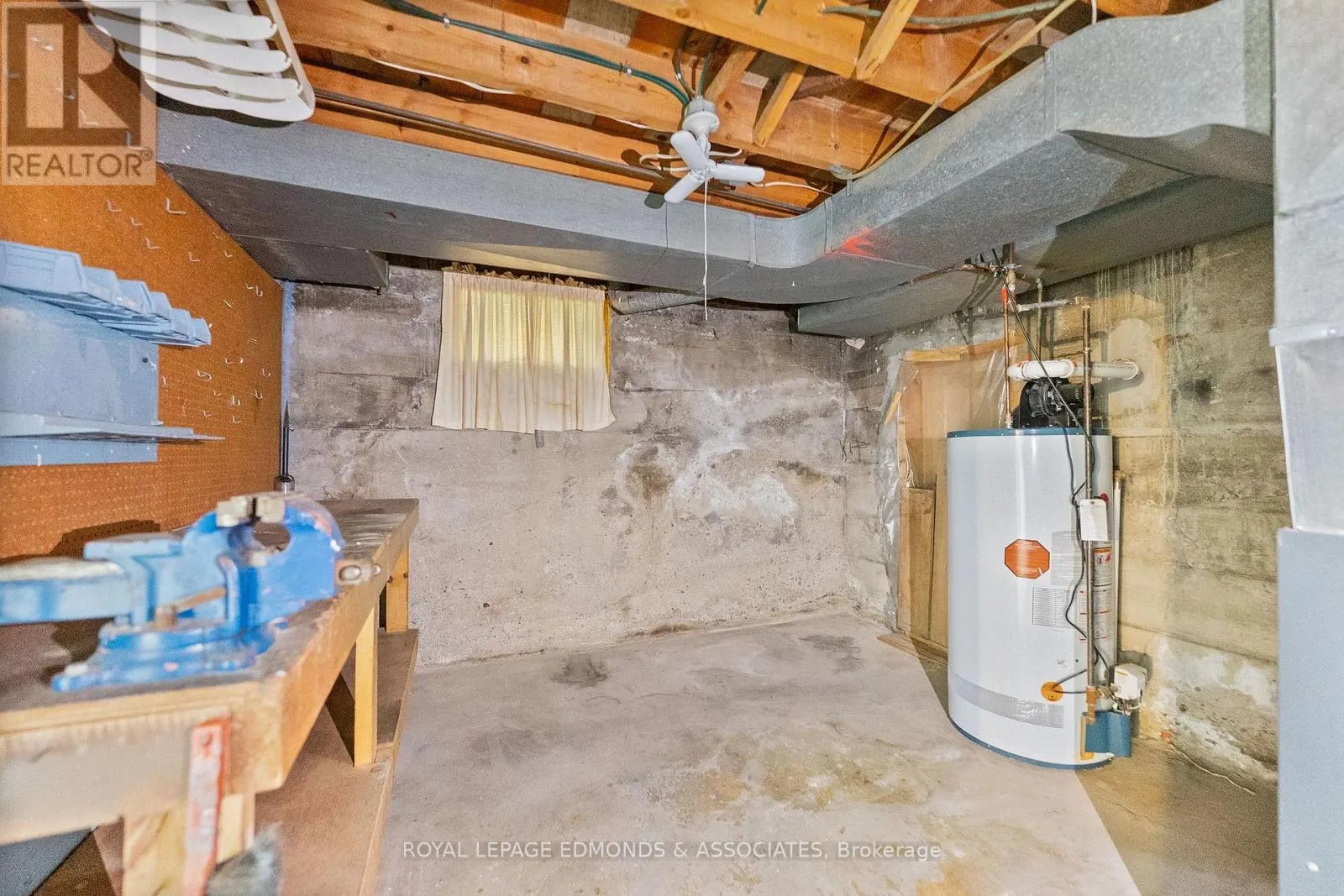 499 BOUNDARY ROAD E