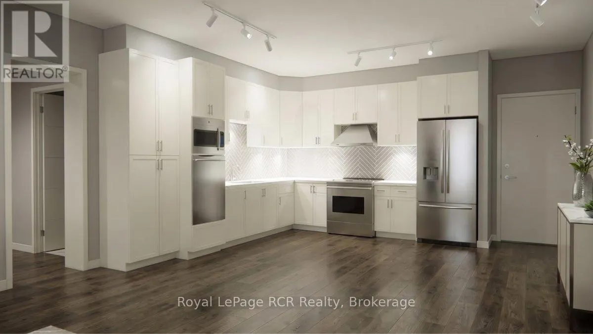 205 - 297 18TH STREET E #205