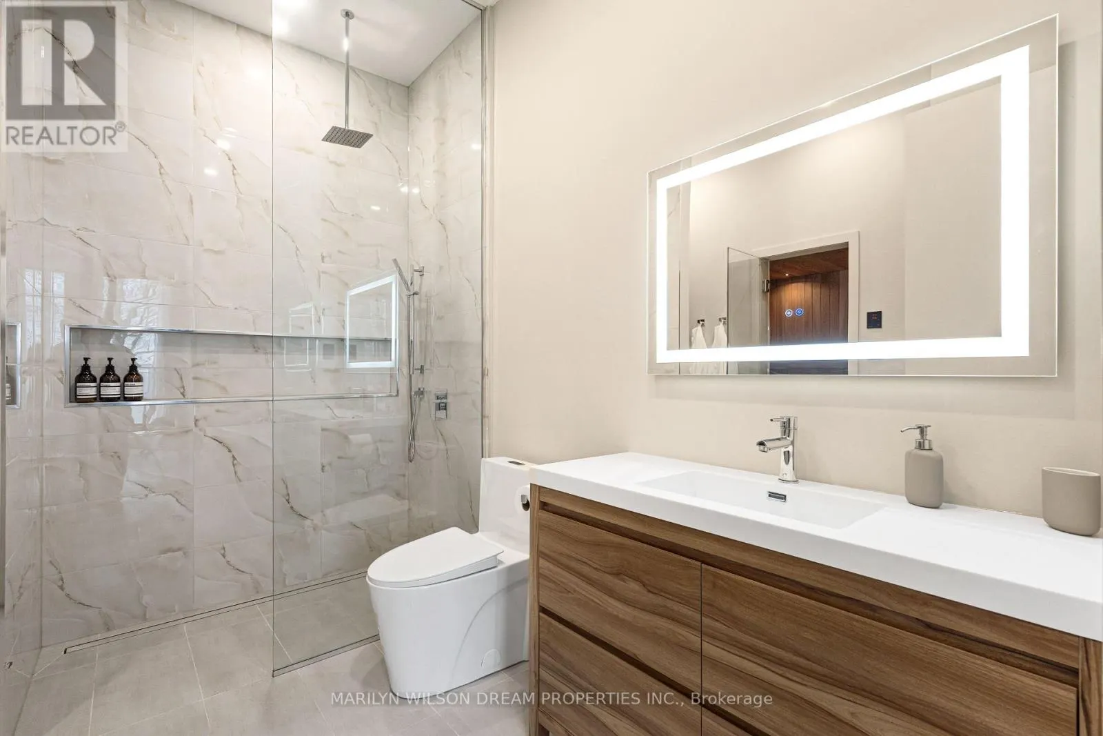 2486 HOWE ISLAND DRIVE