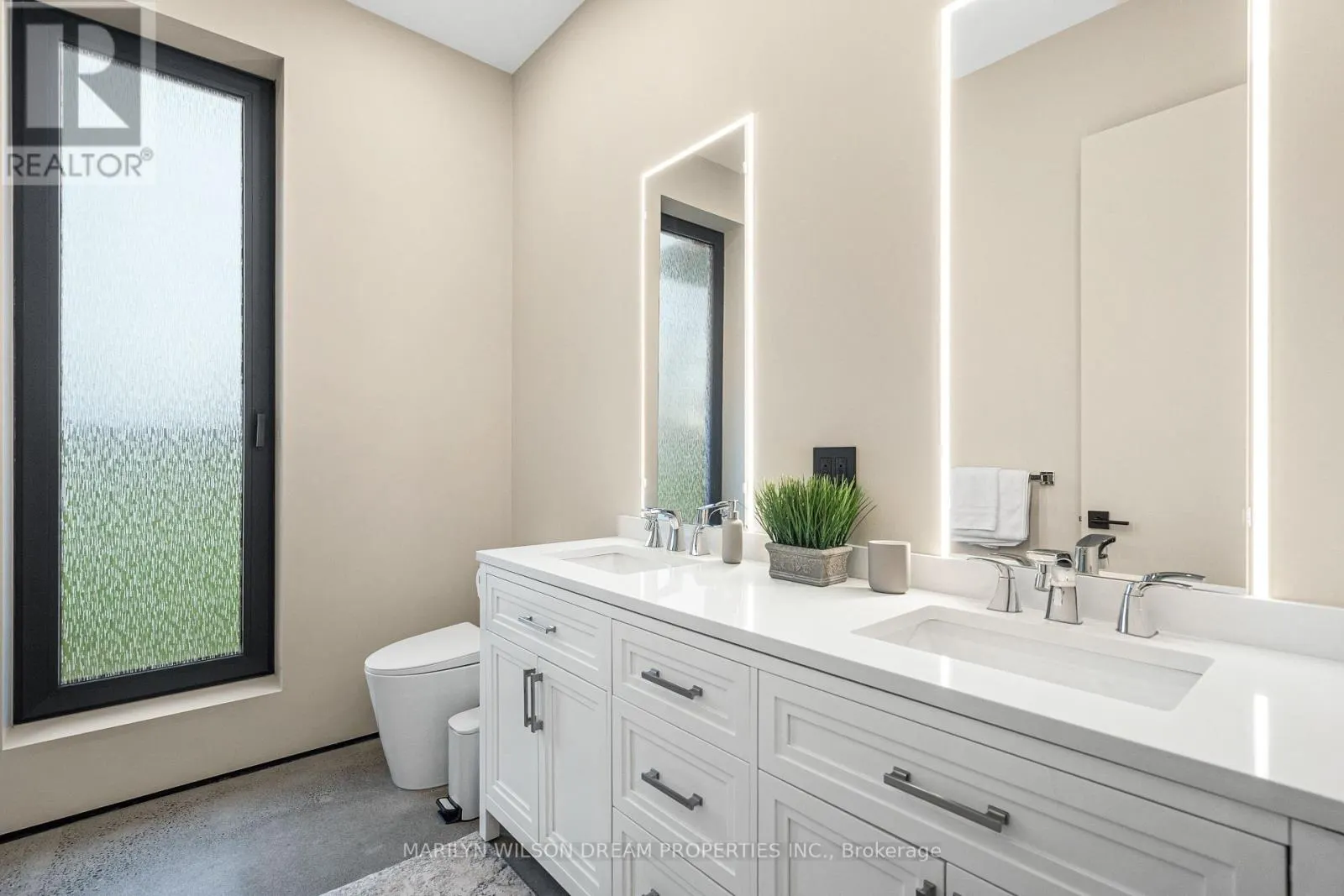 2486 HOWE ISLAND DRIVE