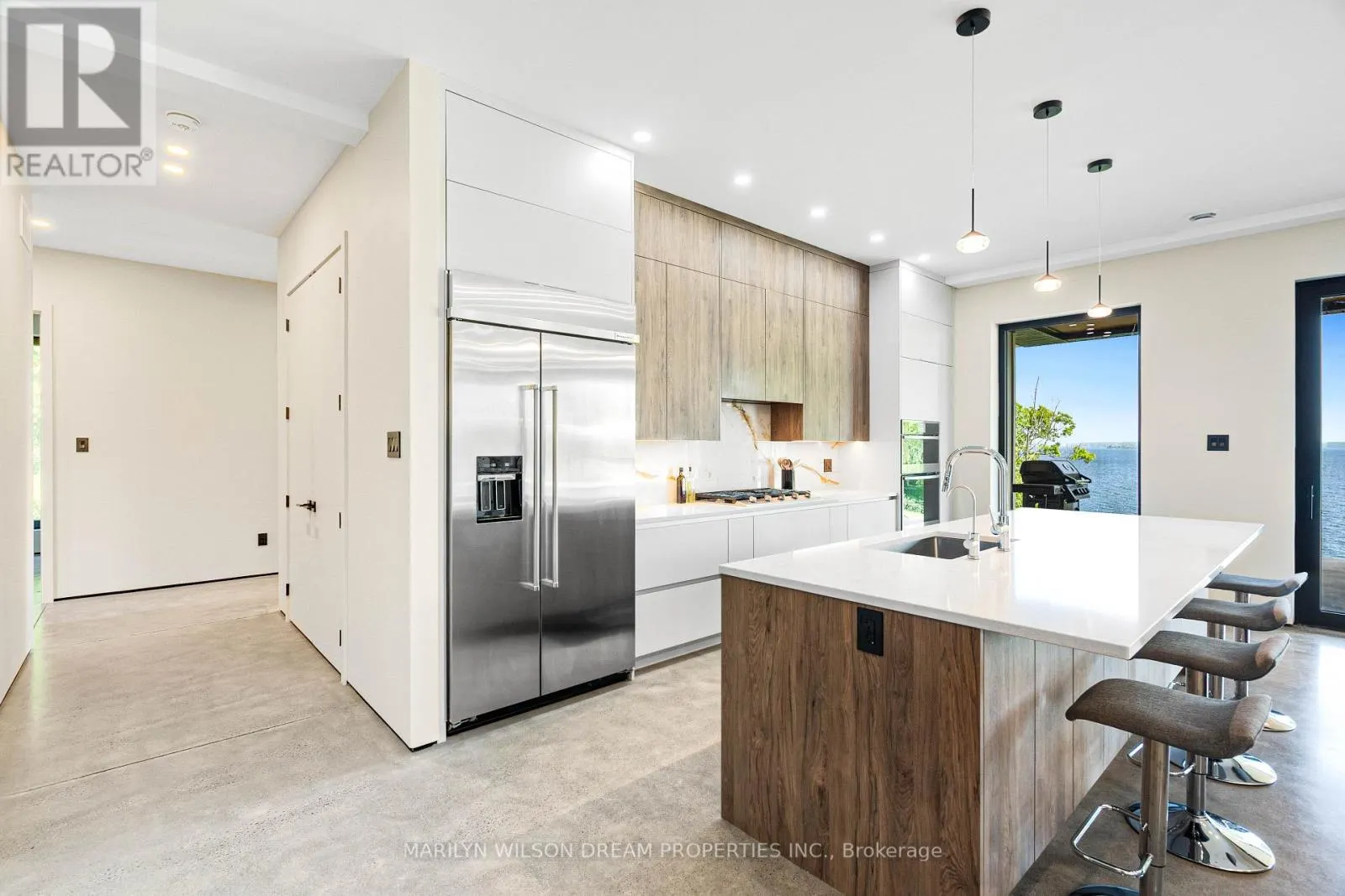 2486 HOWE ISLAND DRIVE