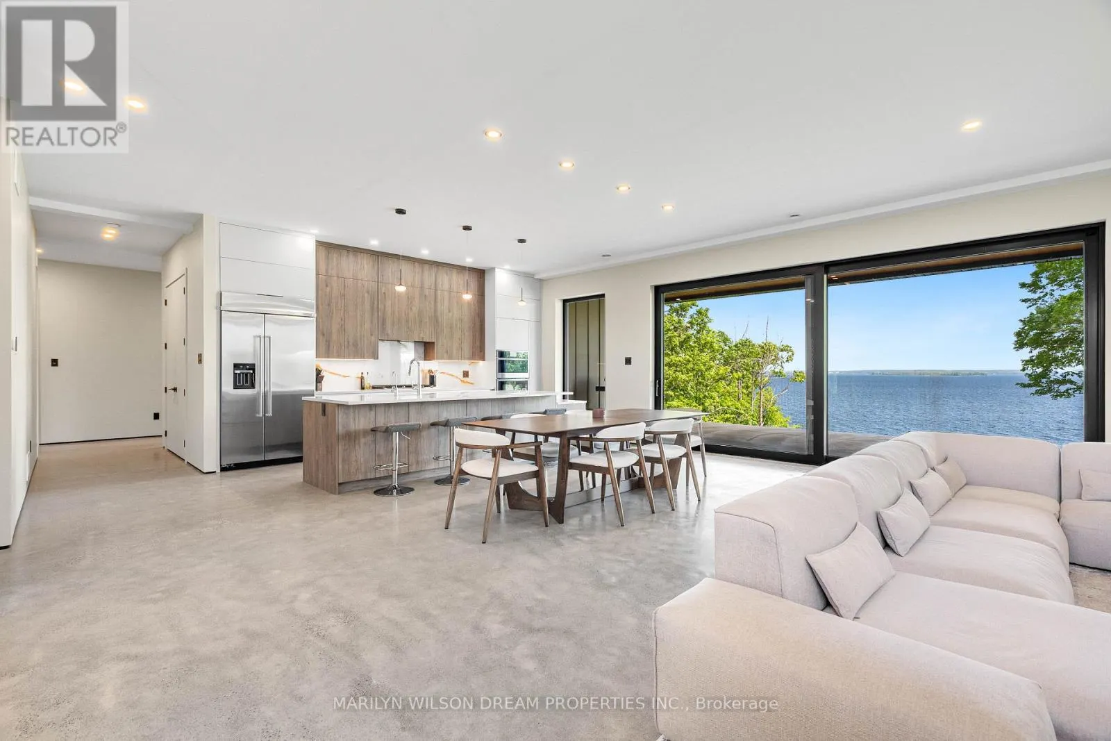 2486 HOWE ISLAND DRIVE