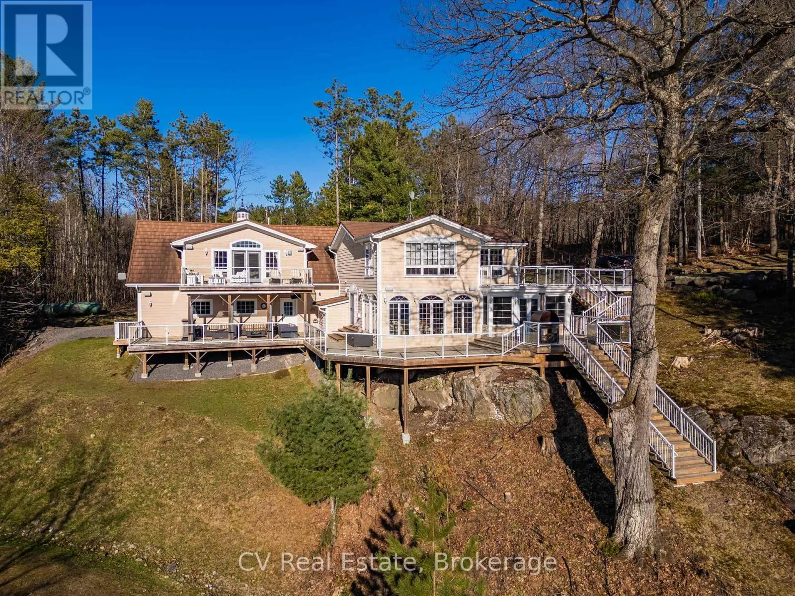 3 - 1391 ROSSEAU LAKE ROAD 1 #3