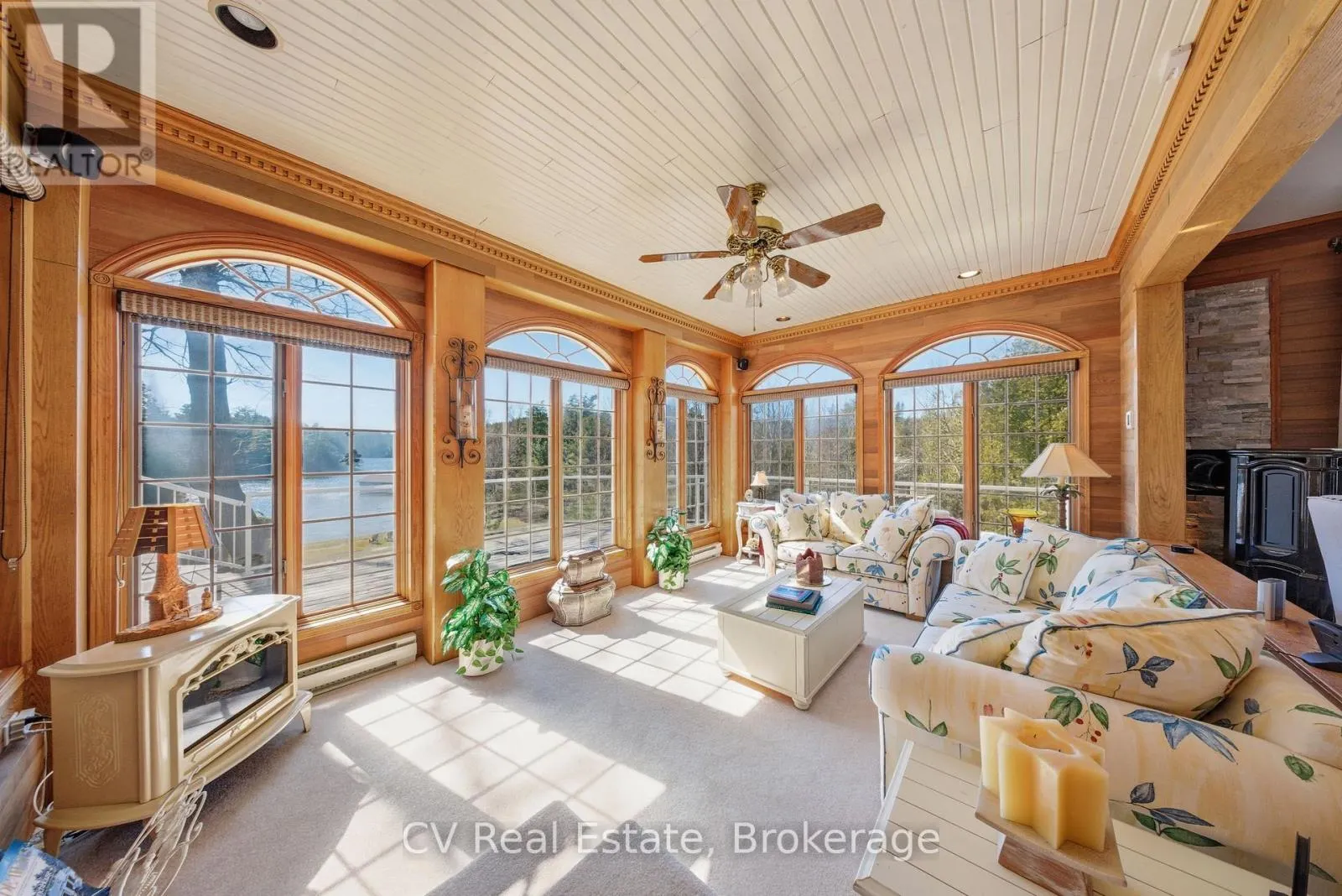 3 - 1391 ROSSEAU LAKE ROAD 1 #3