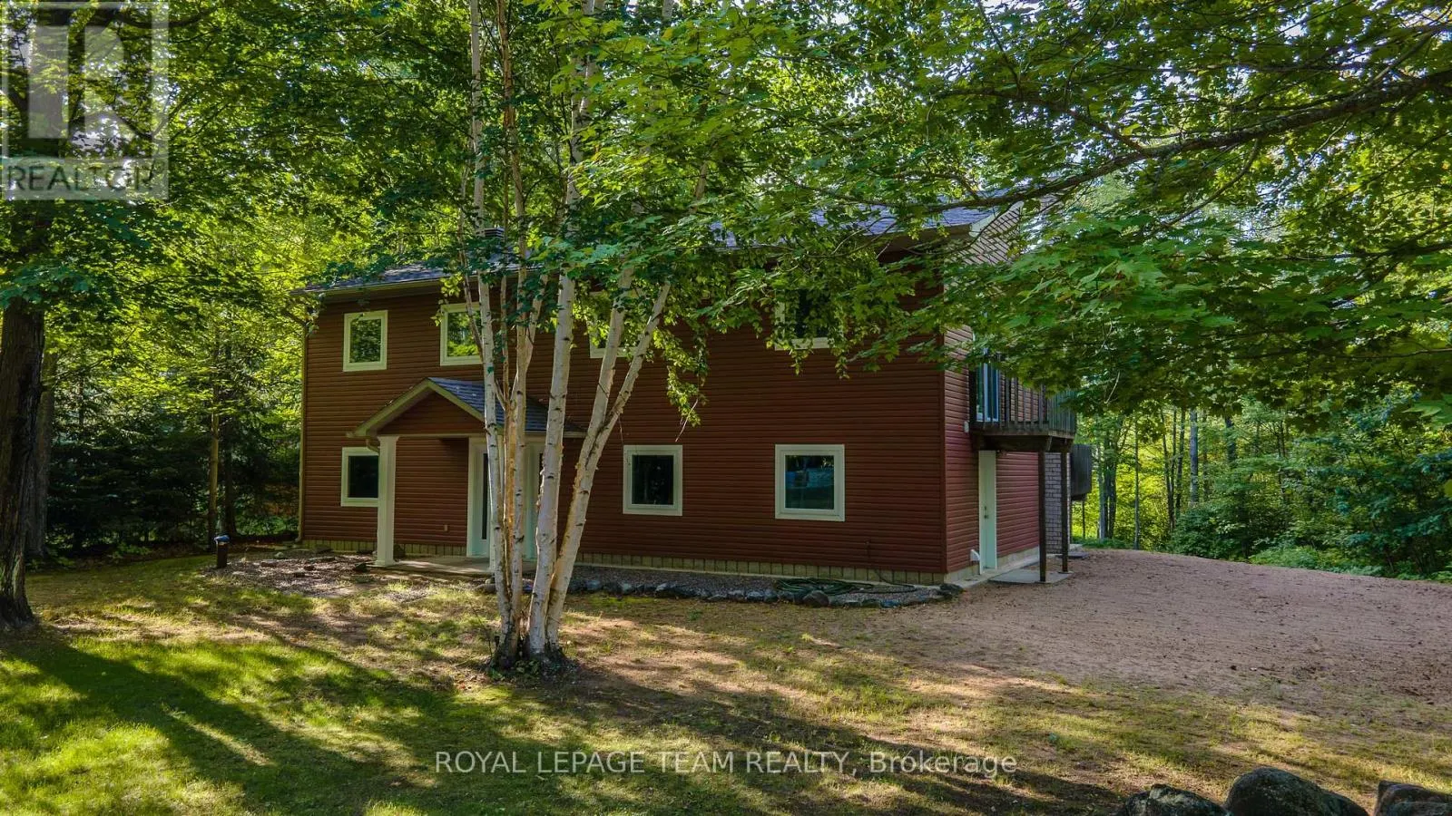 112 GOLFERS LANE