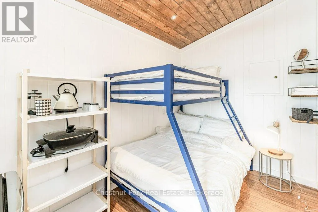 8 - 1140 COWAN PARK ROAD #8