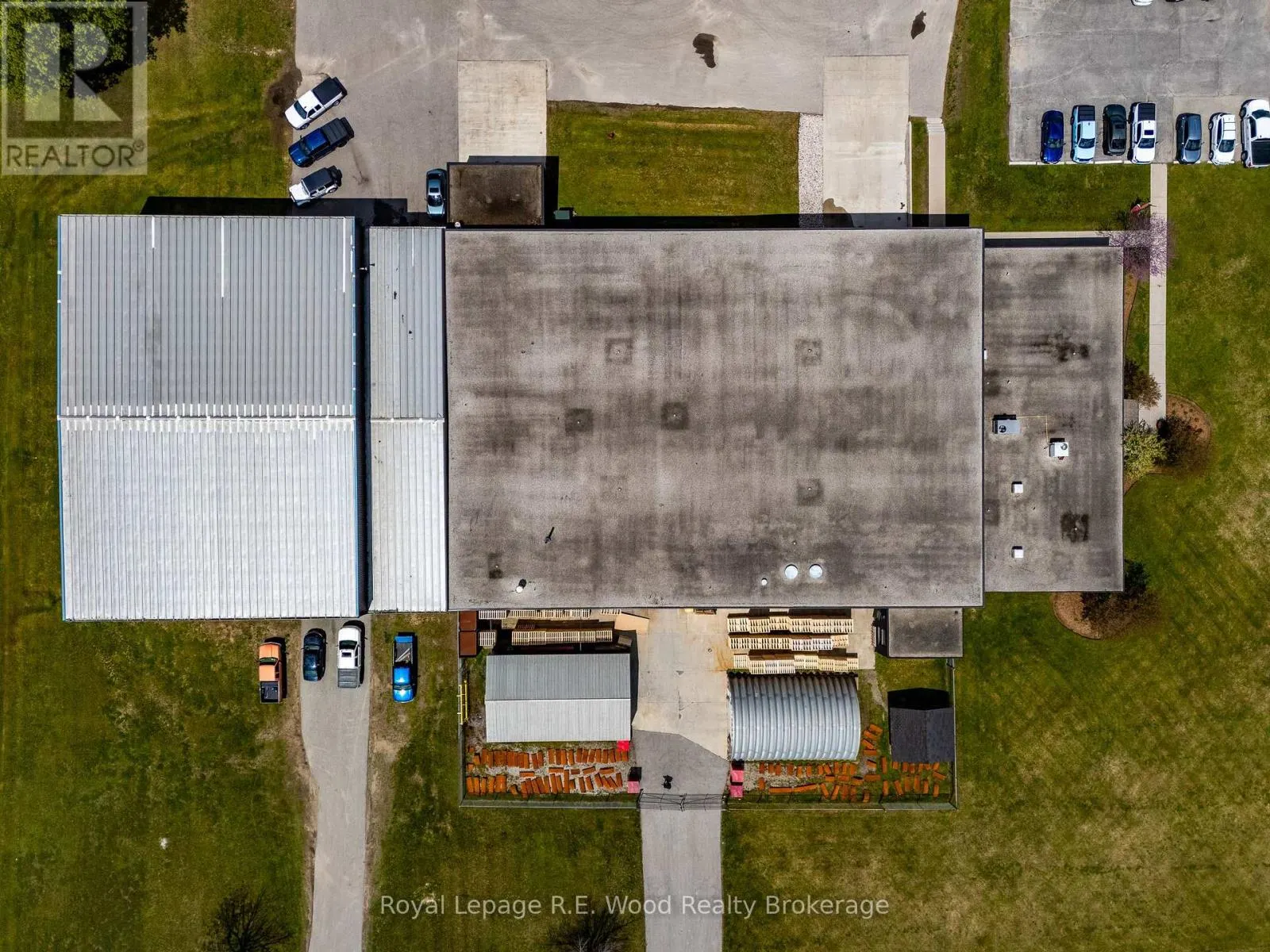 1523 BELL MILL SIDE ROAD