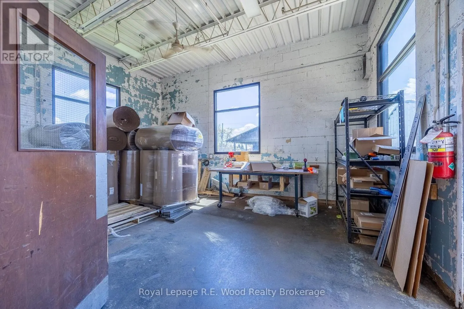 1523 BELL MILL SIDE ROAD