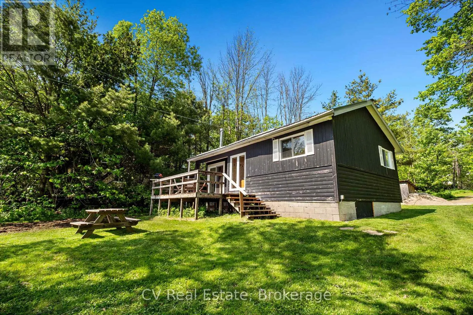 1113 MOON RIVER ROAD