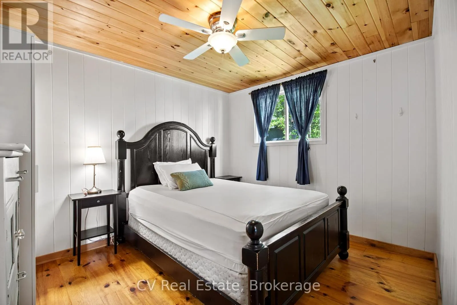 1113 MOON RIVER ROAD