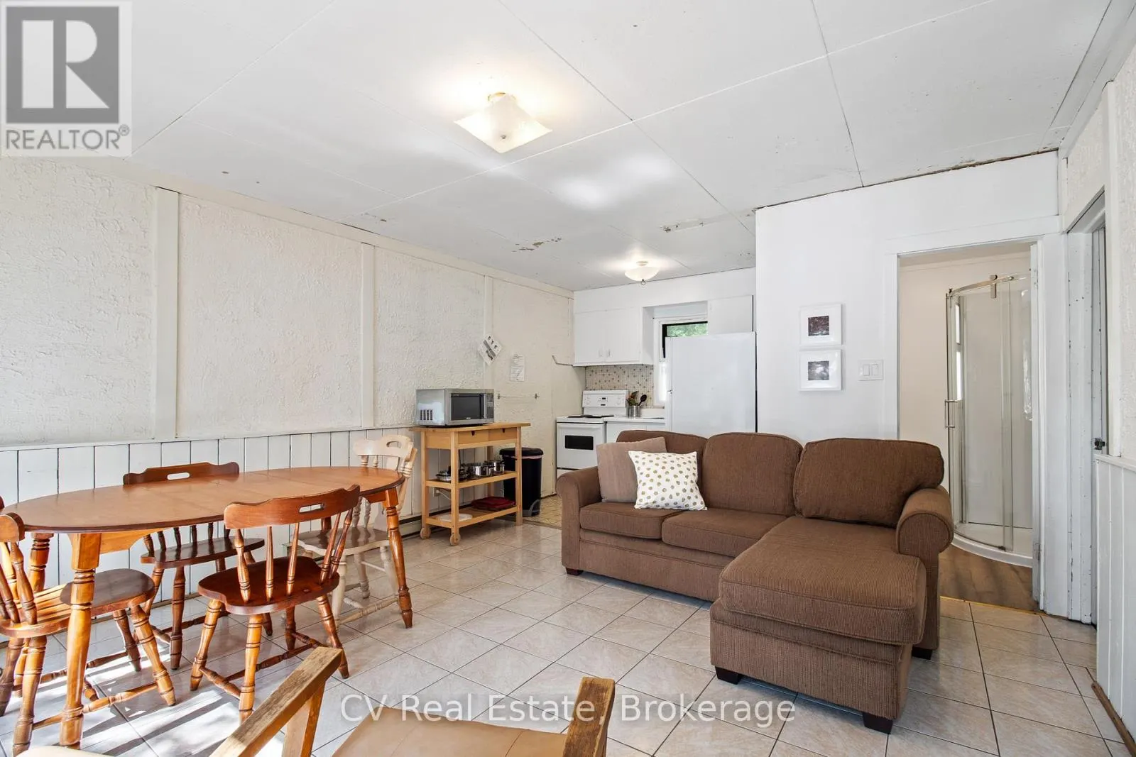 1113 MOON RIVER ROAD